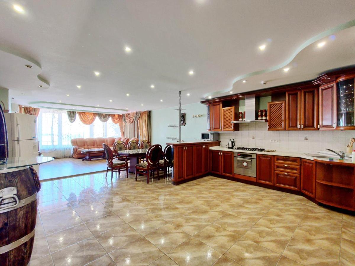 Holiday Home In Sovinion โอเดสซา ภายนอก รูปภาพ